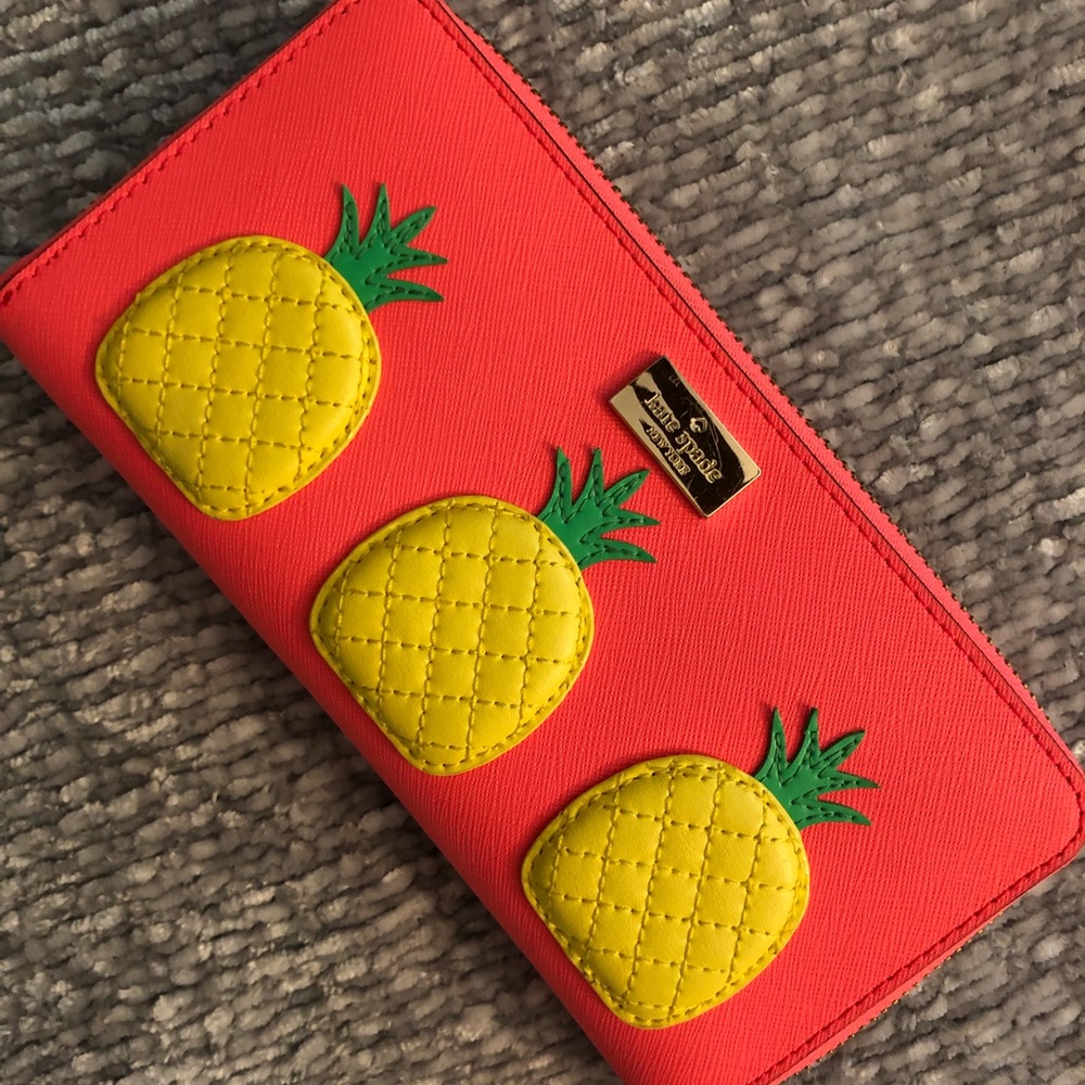 KATE SPADE WALLET